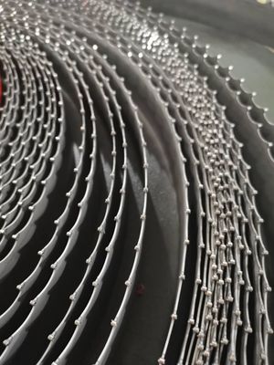 Coupe à la CNC à la courbe d'éteindre à la CNC