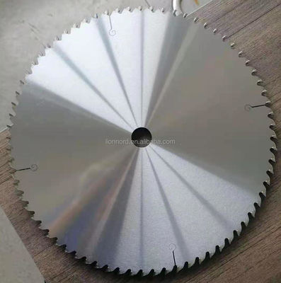 24 pouces TCT Carbide dents de bois de découpe disque de scie circulaire lame avec dents