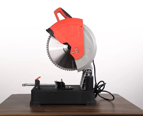 Blade de scie à dents de carbure à vitesse rapide pour la découpe de matériaux métalliques