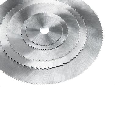 Finition en acier à haute vitesse revêtu de Ti 24 pouces lame de scie circulaire pour le métal 275 * 2,5 mm