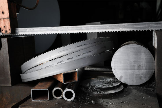 Blade de scie à bande bi-métallique M42 de qualité industrielle pour la découpe de barres et tubes en acier inoxydable