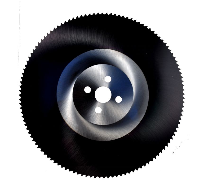 Diamètre de forage 32 mm M42 HSS Lampe à scie circulaire pour la découpe des métaux avec M35 HSS-Co5% /W5 Matériau